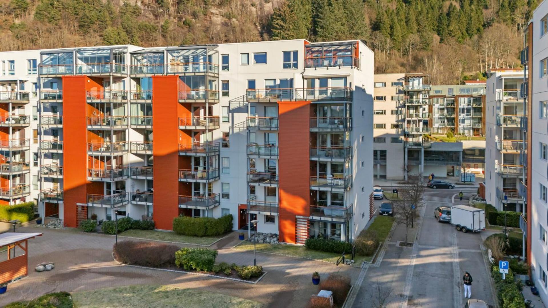 Heimby - Parking - Balcony *