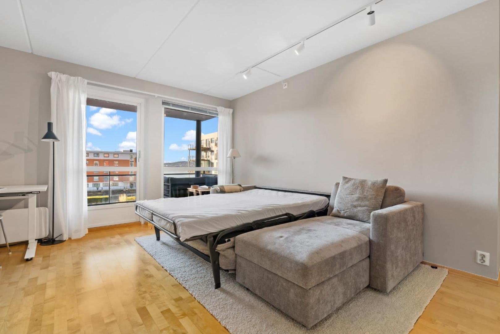 Heimby - Parking - Balcony Apartment *